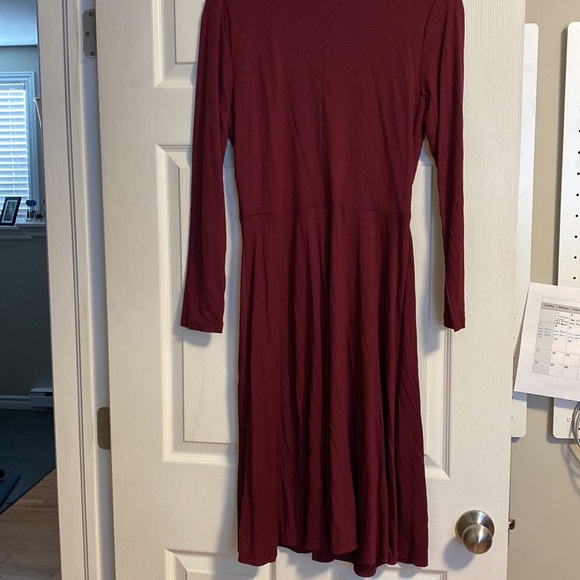 Old navy red dress - Picture 4 of 4